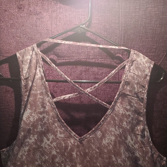 Tank Top - Picture 3 of 4